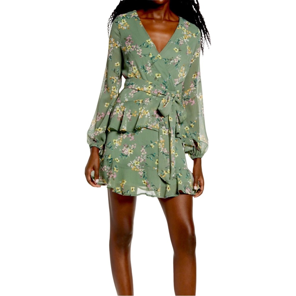 NWT Nordstrom Leith Wrap Mini Dress Floral Sage Green Size Small